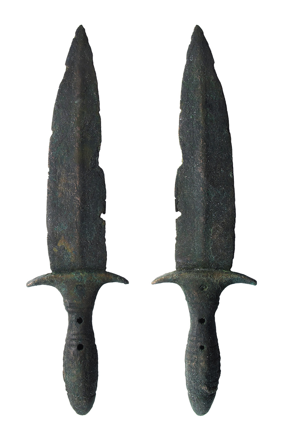 New-Gallery-Of-Ancient-Bronze-Weaponry-From-Western-Asia